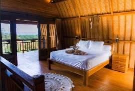 Luxury 6 BED Lembongan Hilltop Retreat Villa and Hilltop Views For Sale In Nusa Lembongan Bali