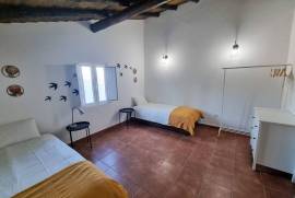 Excellent 2 Bed Bungalow For Sale In Monsaraz