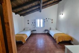 Excellent 2 Bed Bungalow For Sale In Monsaraz
