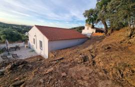 Excellent 2 Bed Bungalow For Sale In Monsaraz