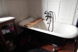 Excellent 6 Bed House For Sale In Avesnelles Nord
