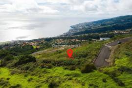 Building land with approved project Building land with approved project