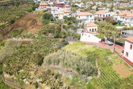 Building plot in quiet and sunny area Building plot in quiet and sunny area