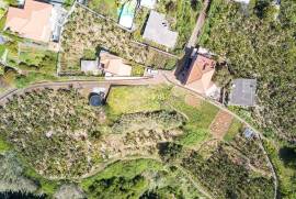 Building plot in quiet and sunny area Building plot in quiet and sunny area