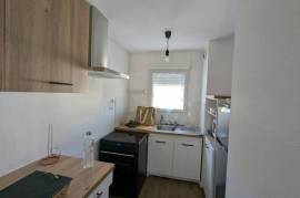 Flats / Apartments for rent - 3 rooms - 56 m2 - PLOERMEL - (56800)