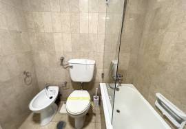 3+1 bedroom apartment with garage for rent on Rua Marechal Saldanha
