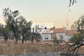 Charming 3-bedroom semi-detached villa with sea view in Boliqueime
