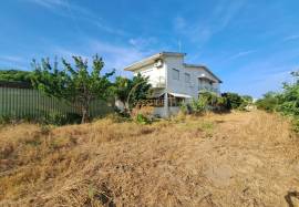 Land for Rent – Ideal for Rent-a-Car / Logistics – 3,500 m² – Faro Airport