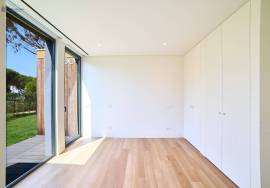 Elegance and Exclusivity in Vilamoura – 2 Bedroom Villa with Private Pool in Central Area