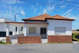 Casa tradicional T4 em Gafanha da Encarnação de 157,00 m²