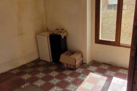 Winegrower's House With 135 M2 Living Space, Terrace With Views And Courtyard/garden Of 75 M2.