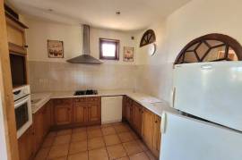 Winegrower's House With 135 M2 Living Space, Terrace With Views And Courtyard/garden Of 75 M2.