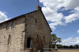 Beautiful Character Cottage in Rural Setting