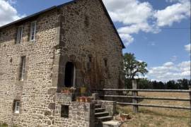 Beautiful Character Cottage in Rural Setting