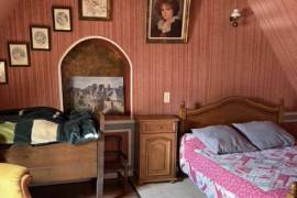 Beautiful Character Cottage in Rural Setting