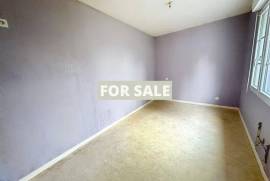 Single Storey Villa With Garden