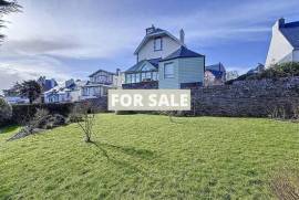 Period Property in Coastal Resort Town