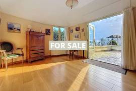 Period Property in Coastal Resort Town