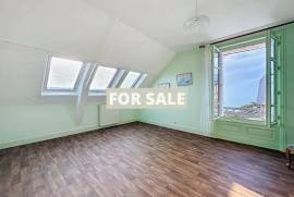 Period Property in Coastal Resort Town