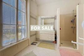 Period Property in Coastal Resort Town