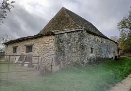 Superb Large Countryside Barn to Develop