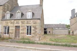 Town House to Renovate, Good Project