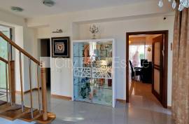 Detached house for sale in Riga district, 377.00m2