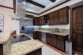 Los Malinches 6: Luxury Spanish Colonial Townhouse in Hacienda Pinilla