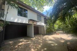 Income-Producing Multi-Use Property with 3 Titled Lots: Close to Tamarindo Costa Rica