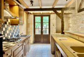 Proche Beaumont: Maison de village avec Jardin