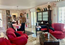 Entre Monpazier et Villereal: Jolie maison de plain-pied de 160m2 avec parc d\'un hectare
