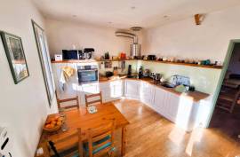 6 room, 153m2 Stone house for sale in Saint andre - 398 000 € *