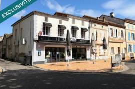 Bâtiment mixte – Emplacement stratégique à Valence-d’Agen