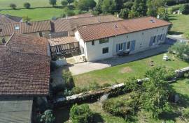 Charming 4-Bedroom Stone Home with Walled Garden in the Heart of the Charente Countryside - €269900