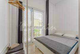 5 Bedroom Hostel In Los Cristianos LP5198