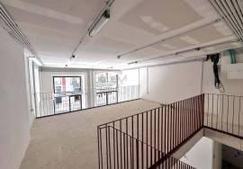 Shop in Cais-do-Sodré for rent