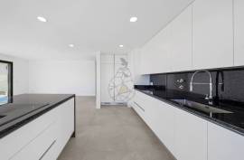 Wonderful new 3+1 bedroom villa with swimming pool - 185 m2 in Mexilhoeira Grande - Portimão