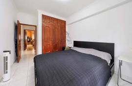 3 bedroom apartment with garage and terrace in the center of Portimão