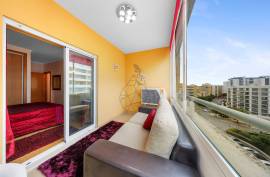 Magnificent 2 bedroom apartment located on the 7th floor with 2 bathrooms in Alto do Quintão - Portimão