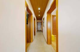 Renovated 3+1 bedroom villa for long-term rental in Alvor