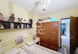 3 bedroom apartment 10 minutes from the city center