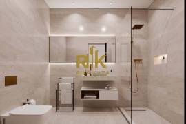 1 bedroom apartment on the top floor