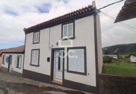 House with 4 Bedrooms - Povoação