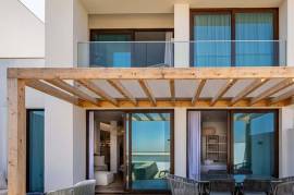 Apartment quartershare 2 bedroom apartment and office, 400m from the beach. A tourist condominium inserted in the Natural Park of Southwest Alentejo and Costa Vicentina.