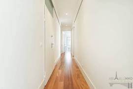 Alfama - Renovated T4 apartment with garden and parking
