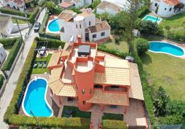 3+1 Bedroom Villa in Vilamoura 3+1 Bedroom Villa in Vilamoura