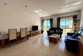 Large 2 Bed Apartment in Alsakia with Distant sea views !!