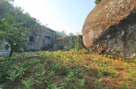 Ruin Amares