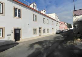 Bright 2 bedroom apartment in the heart of Belém