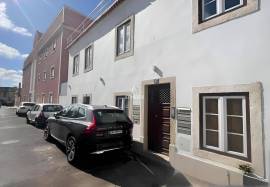 Bright 2 bedroom apartment in the heart of Belém